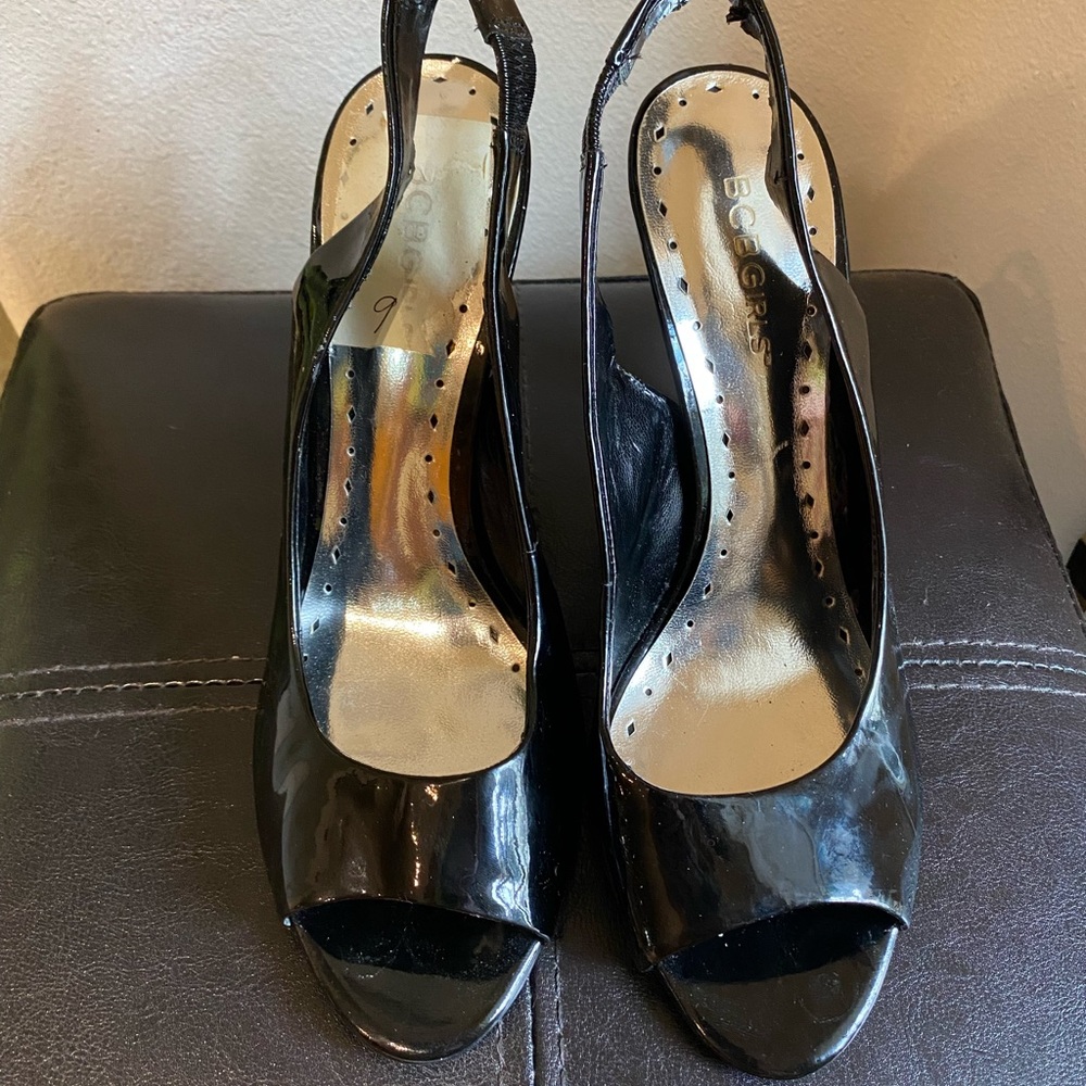 BCBGirls Black Slingback Peep Toe Heels Size 9 - Picture 11 of 12